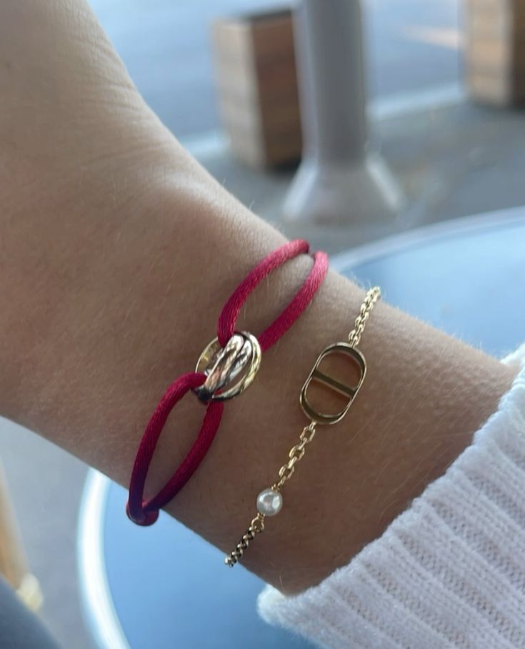 Fortuna, Red Bracelet.